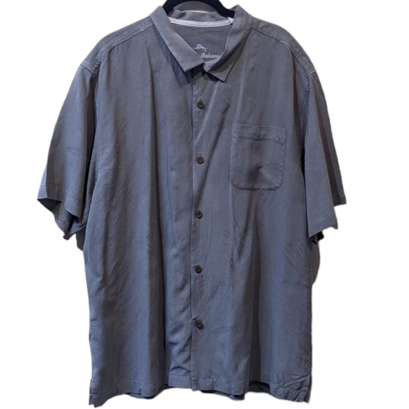 Tommy Bahama Other - Tommy Bahama Grey Embossed Botanical Print Silk Short Sleeve Shirt (XL)